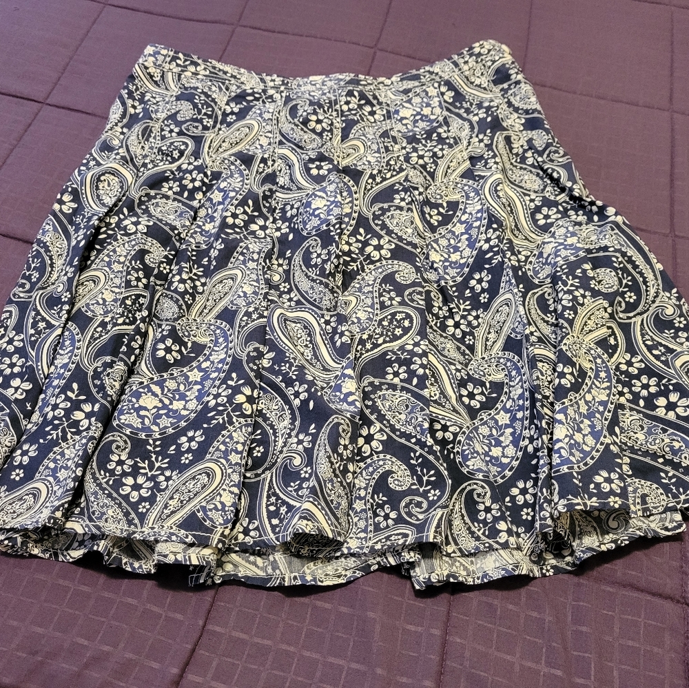 Knife Pleated Skirt